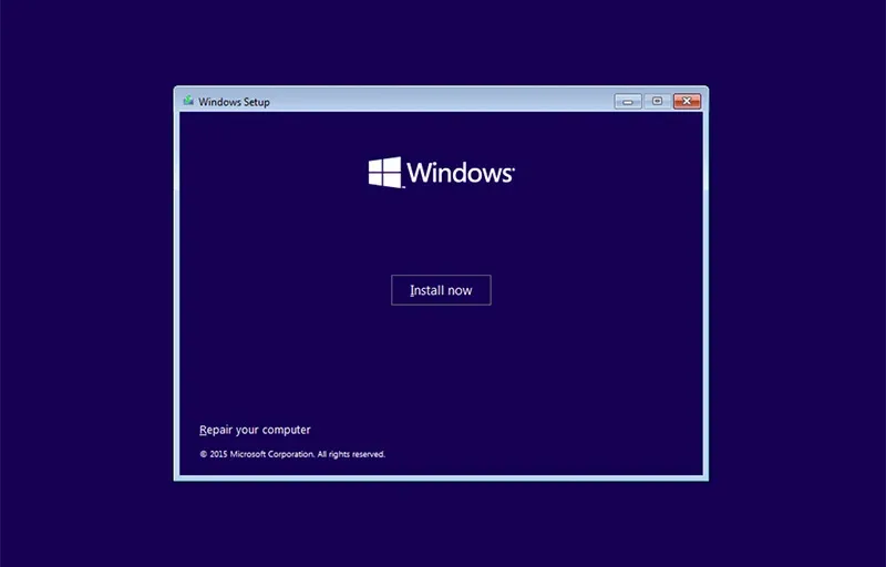Ekran instalatora Windows z przyciskiem Zainstaluj teraz